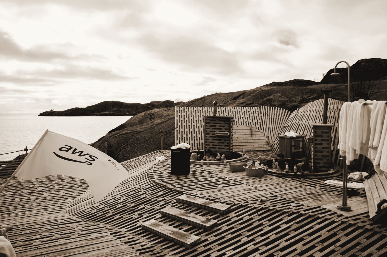 Mesh Community, Nusfjord · Lofoten